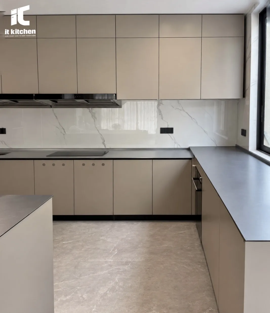 Tủ Bếp Chữ U Dòng I-Lux Nhà Phố Thủ Đức - ảnh 2